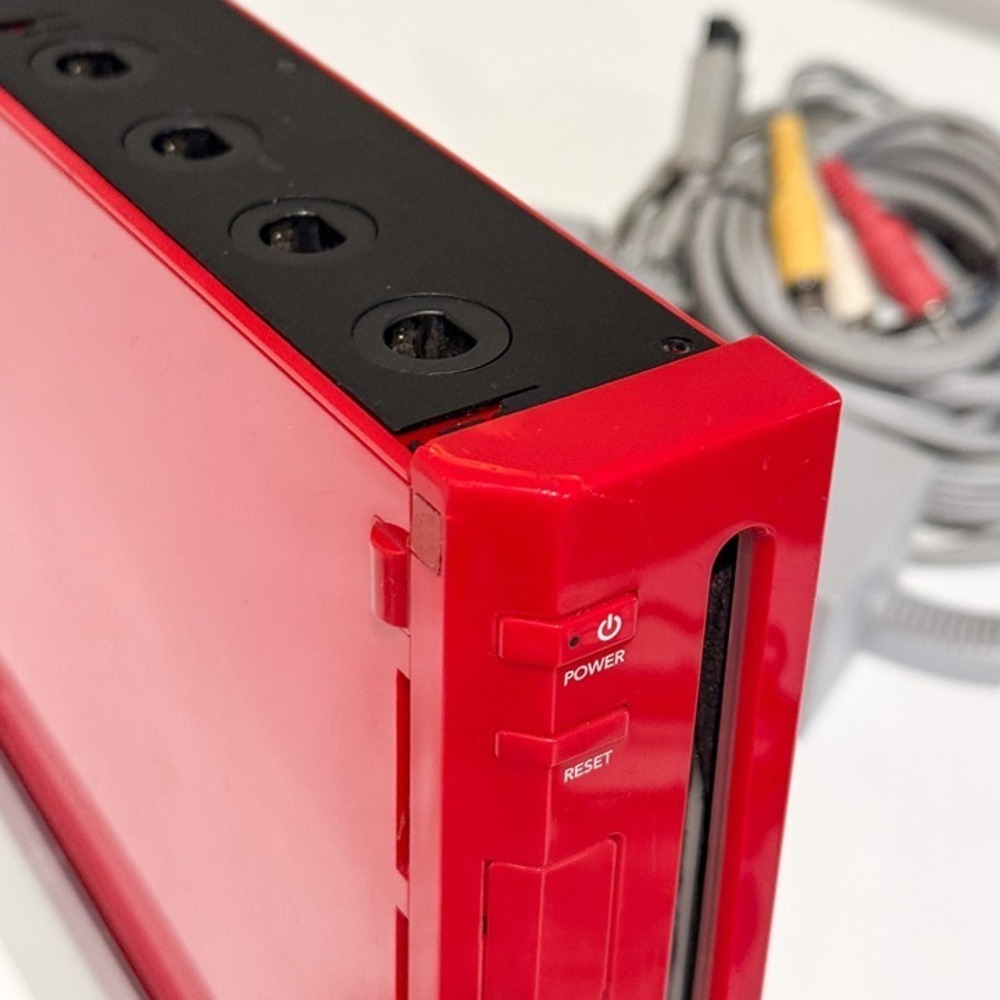Red Nintendo Wii Console Bundle RVL-001 w/ Controller, Nunchuk, Cables - Tested - Picture 8 of 11